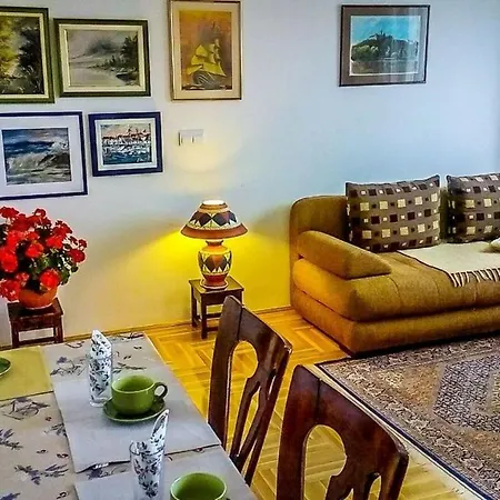 Zdenka Apartman Trogir